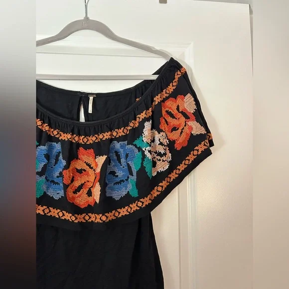 Free People To The Left Cross Stitch off shoulder top - Picture 2 of 6